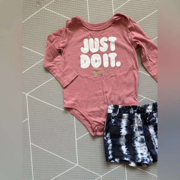 Nike|Baby girl/toddler set,mauve Pink "Just Do It” Bodysuit & Navy Tie-Dye Short - Picture 3 of 5